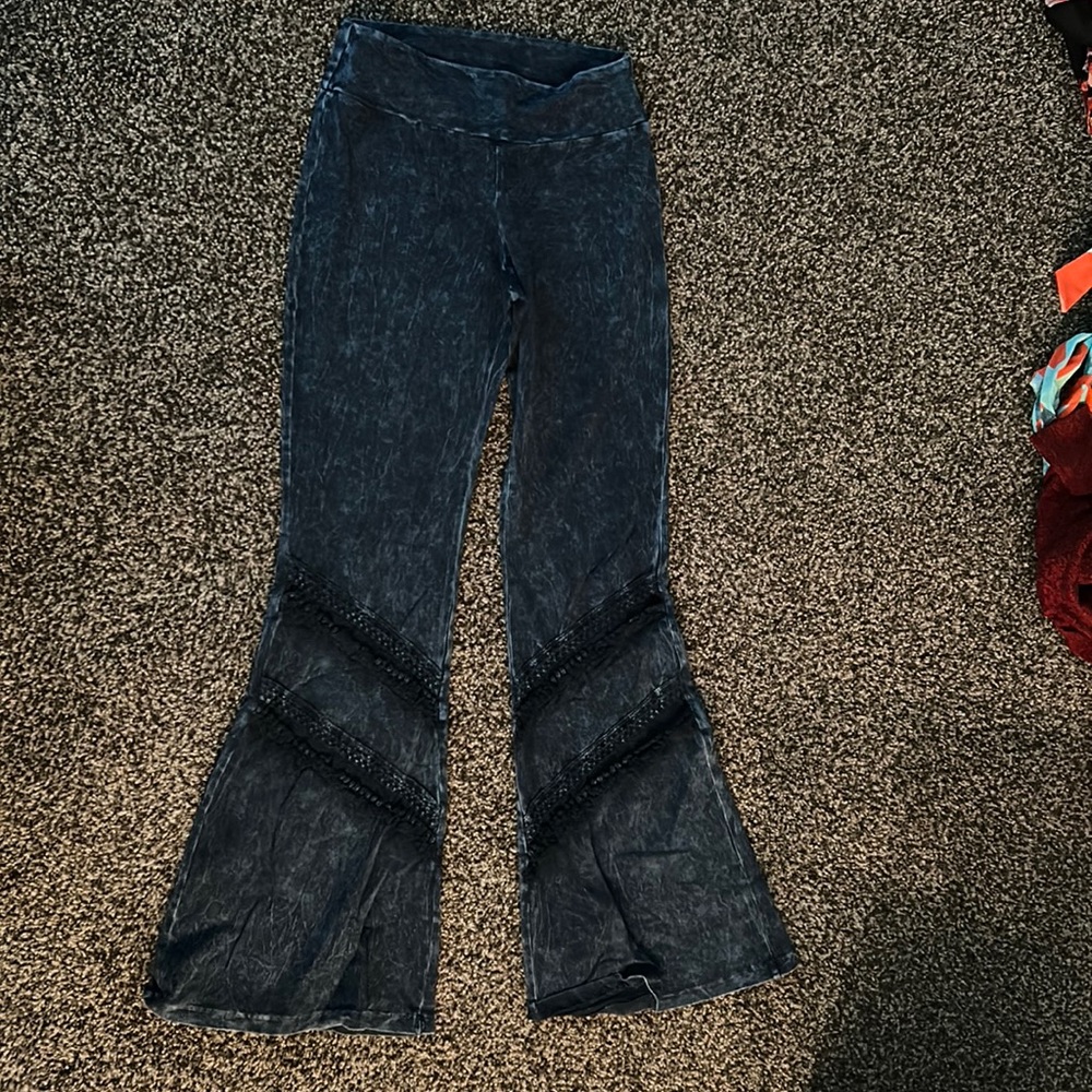 Flare stretch cotton legging size medium